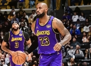 湖人再胜一场，领跑西部联盟