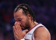 乐鱼体育网页版-尼克斯负于灰熊，遭遇连败