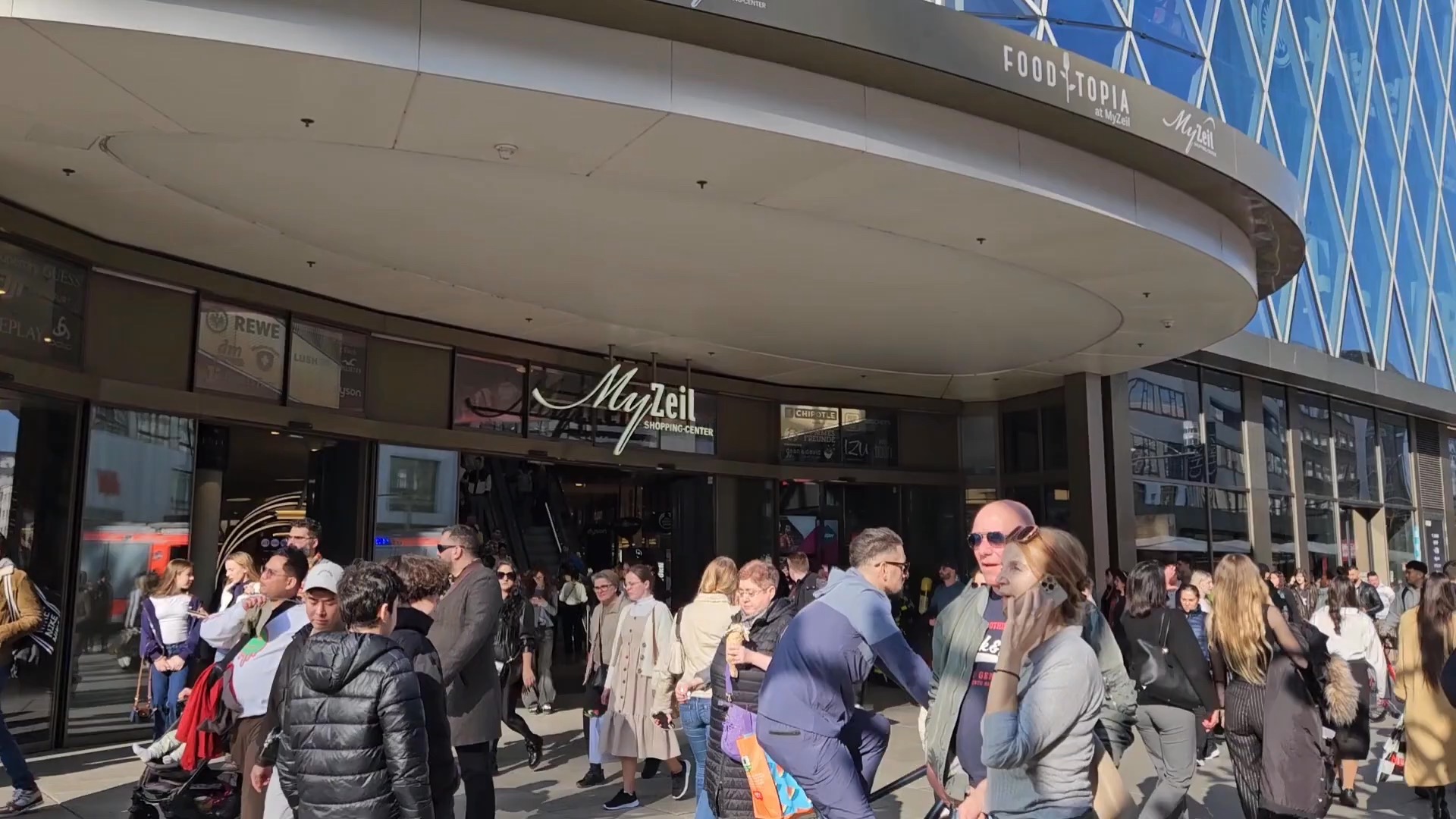 法兰克福队客场获胜，带来惊喜表现