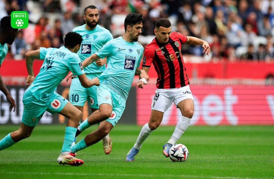 包含摩斯主场胜里尔，法甲保级形势良好的词条