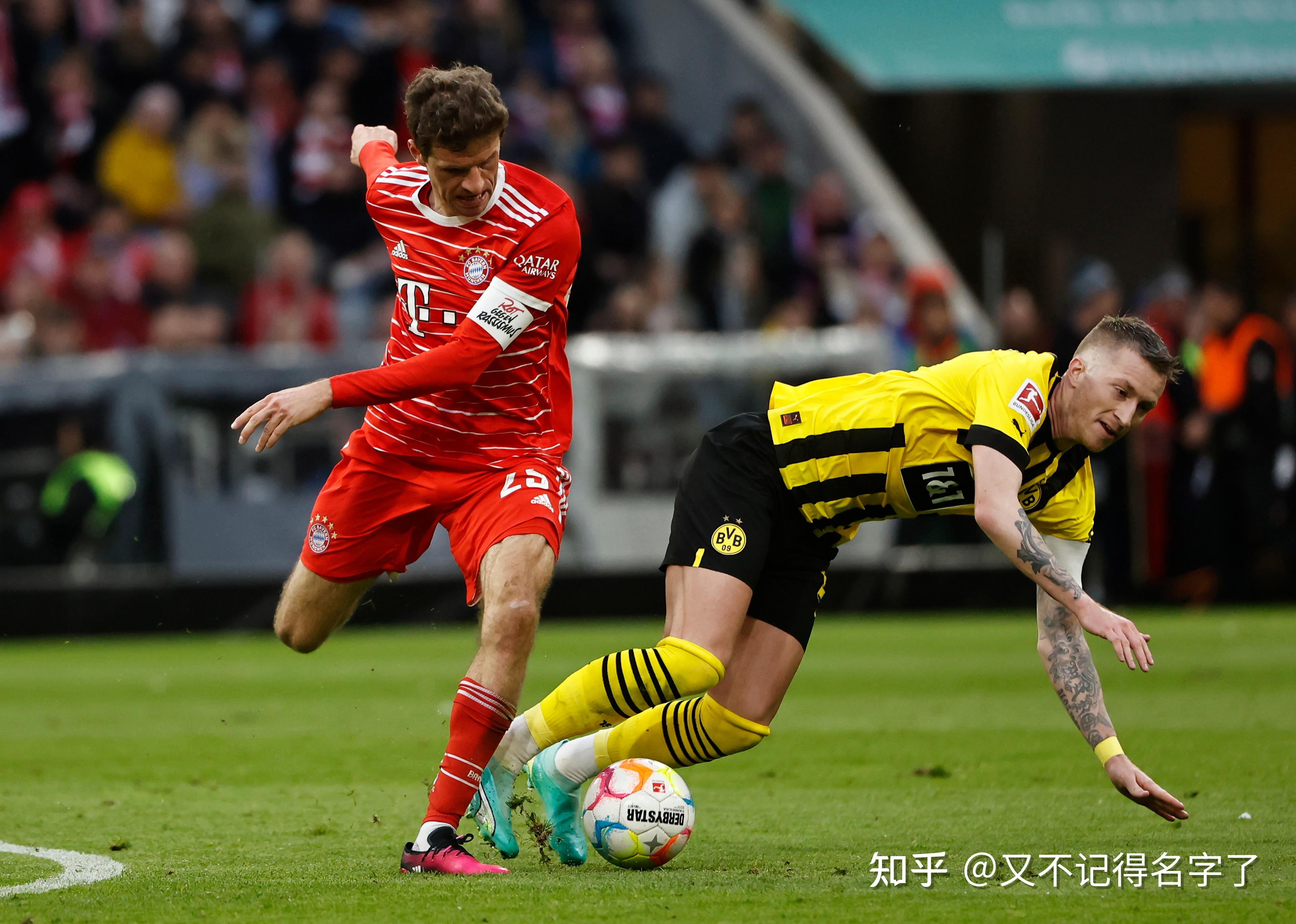 多特蒙德持续领先积分榜，表现抢眼的简单介绍