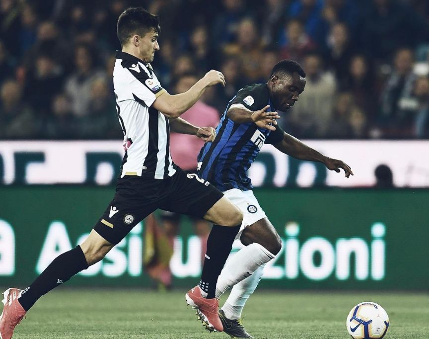 包含切沃客场惨败，积分榜位置继续下滑的词条