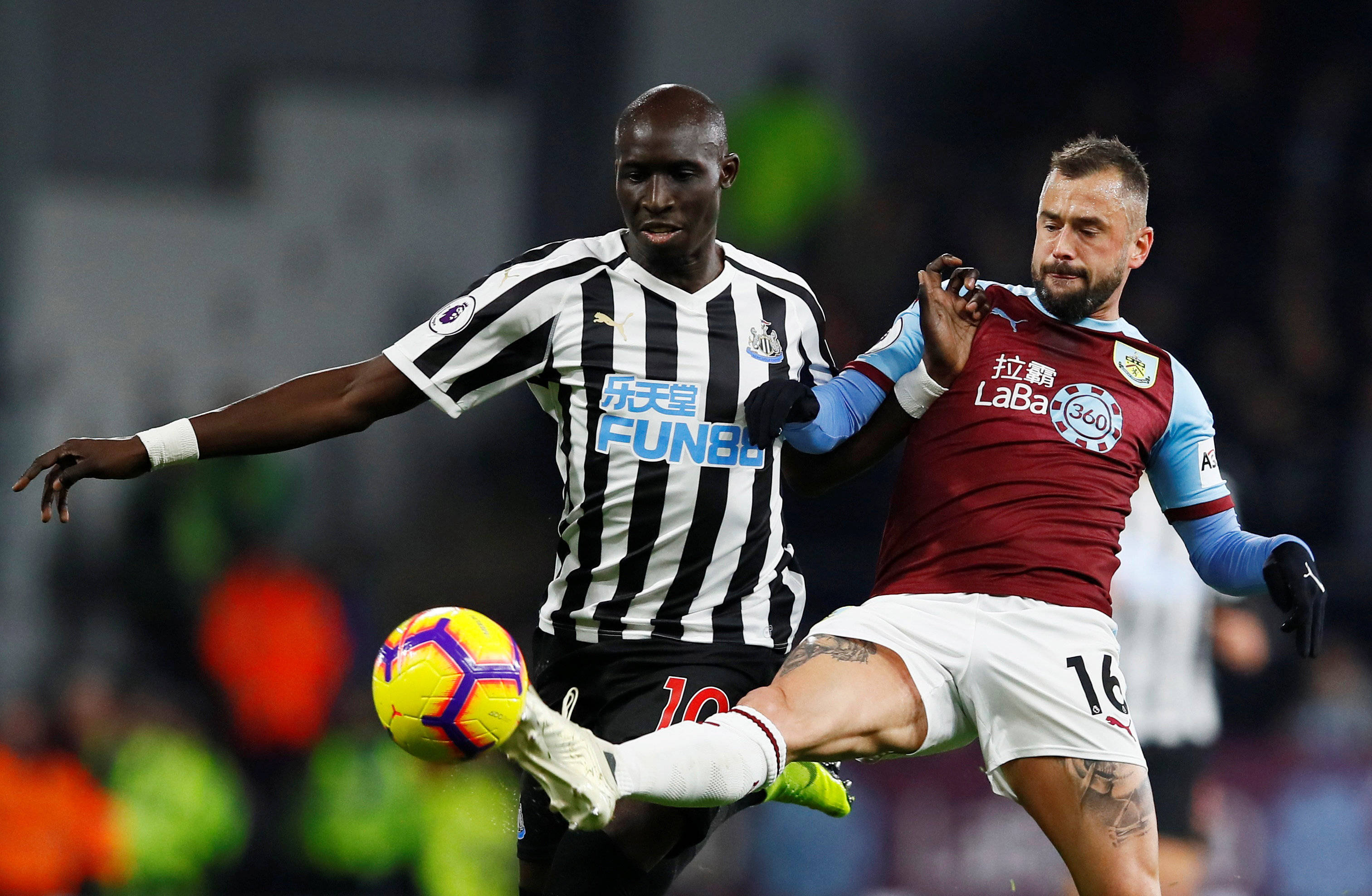 关于尤文图斯苦战取胜，成功进入强的信息