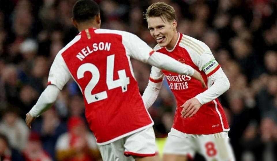 弗赖堡冷静面对对手，成功将比赛掌控在手中的简单介绍