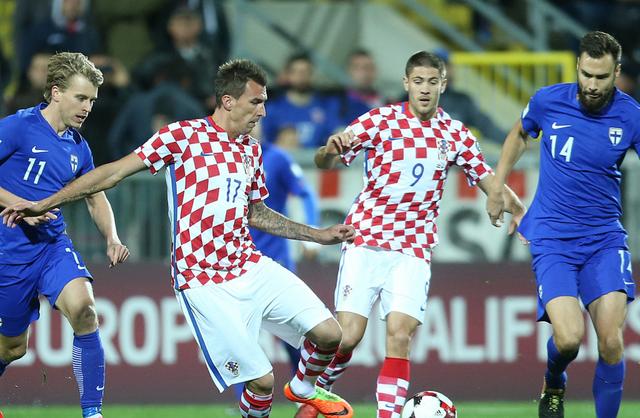 关于波兰队在欧预赛比赛中展现出强大实力的信息