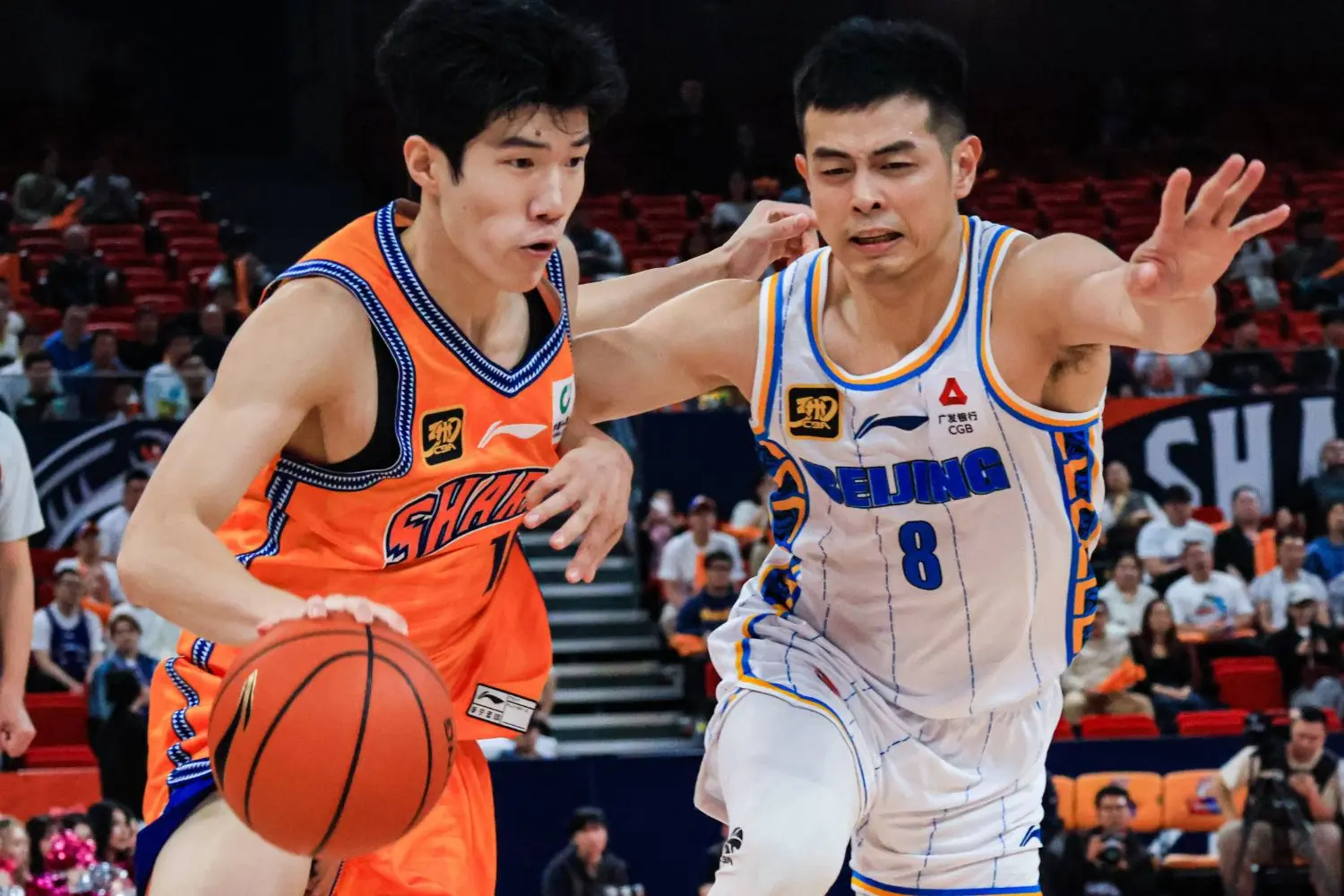 上海久事主场迎战广东队,壮志凌云击败对手 上海久事主场迎战广东队,壮志凌云击败对手