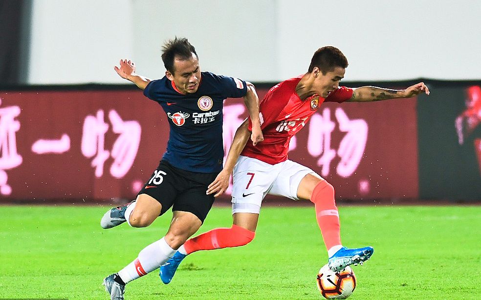 瓦朗谢纳遭遇连败，保级艰难